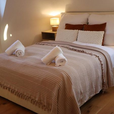 Gemuetliches Boho Studio Apartment In Der Altstadt Kronbergs Kronberg im Taunus Bagian luar foto